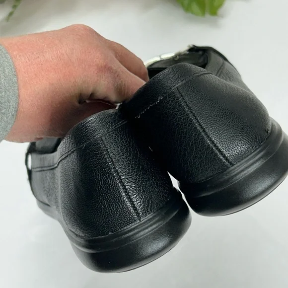 A2 by Aerosoles Women's Black Loafers - Picture 3 of 5